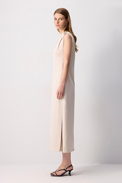 Touché Privé Φόρεμα με λεπτομέρεια μεταλλικά αξεσουάρ