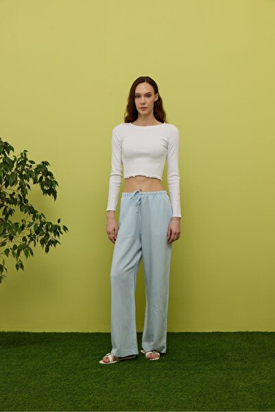 TUBİA Γυναικείο λευκό μακρυμάνικο μπλουζάκι με λαιμόκοψη