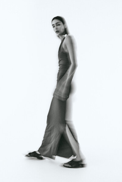 H&M Tek Omuzlu Bedene Oturan Elbise