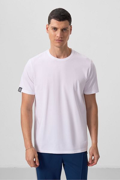 TOMMY LIFE Λευκό ανδρικό μπλουζάκι Basic με κοντό μανίκι Standard Fit O λαιμόκοψη - 87911