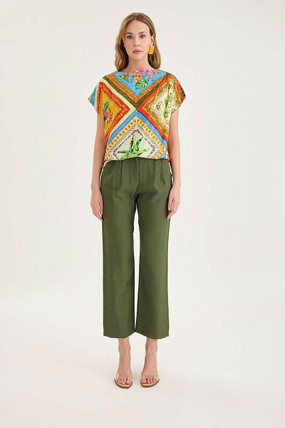 Vitrin High Waist Pleated Trousers