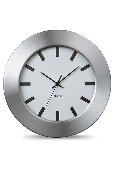 GiftExpress Metal Wall Clock