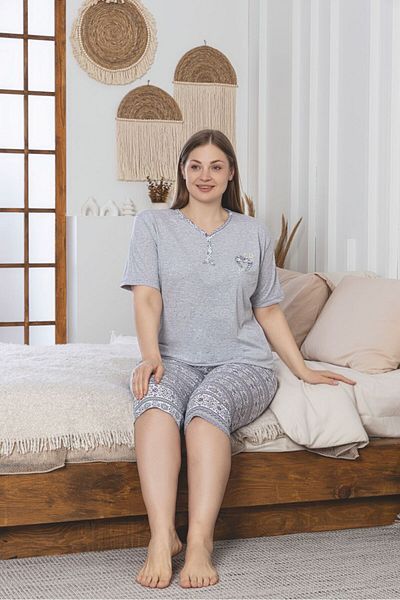 Asel Plus Size Lycra Combed Cotton Capri Pajama Set