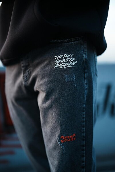 ablukaonline Black Men's Baggy Fit Embroidered Frayed Jean Trousers