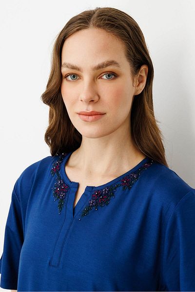 Desen Triko Women's Open Collar Lace Flower Embroidered Combed Cotton T-Shirt Indigo