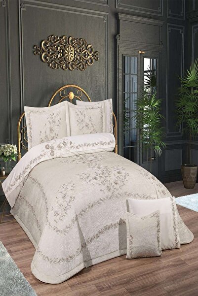 Madamca DILBER HATUN 4 قطع مفرش سرير مخملي