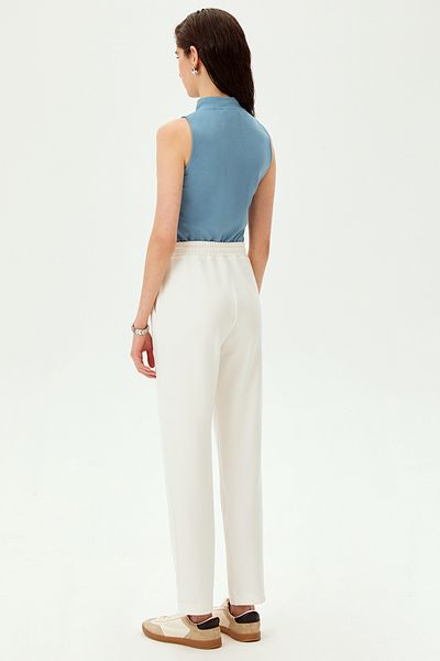 Allyco Elastic Waist Pipe Leg Comfortable Fit Knitted Trousers