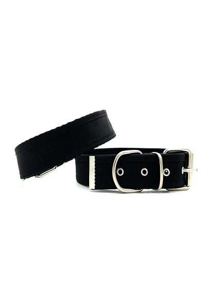 Tasma Market Black Soft Textured Column Dog Collar