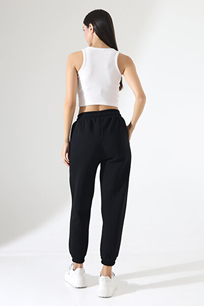 Endies Basic γυναικείο αθλητικό παντελόνι με ελαστικό πόδι και ρυθμιζόμενη μέση ραφή κρεβατιού Λεπτομέρεια 21936 ΜΑΥΡΟ