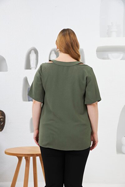 RMG Μπλούζα με λεπτομέρεια στο γιακά, μεγάλο μέγεθος, χακί