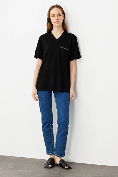 Desen Triko Women's Crew Neck Pocket and Collar Glitter Combed Cotton T-Shirt Black