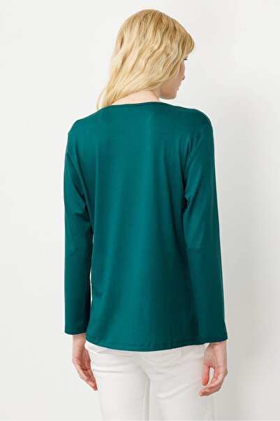 Desen Triko Γυναικεία μπλούζα με κέντημα με χάντρες με λαιμόκοψη πράσινη