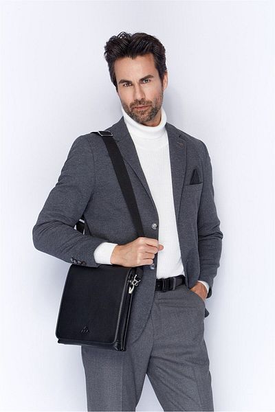 Aka Leather Black Shoulder Bag 308 2
