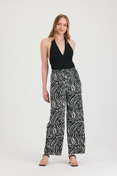 Ceylen Comfortable Cut Trousers with Lace-Up Waist