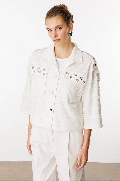 Moda İlgi Modailgi Metal Accessories and Pearl Detailed Off Shoulder Short Unlined Jacket Ecru