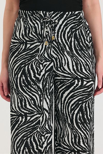 Ceylen Comfortable Cut Trousers with Lace-Up Waist