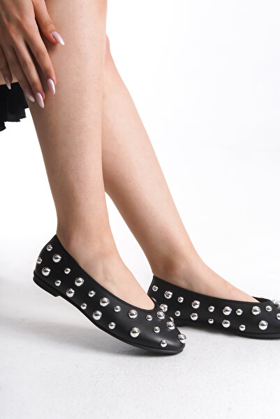 Redoxy Women's Special Design Metal Staple Studded Leather Babet Shoes