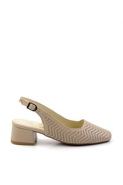 Bambi Beige Leather Women's Classic Heeled Shoes K01531252103