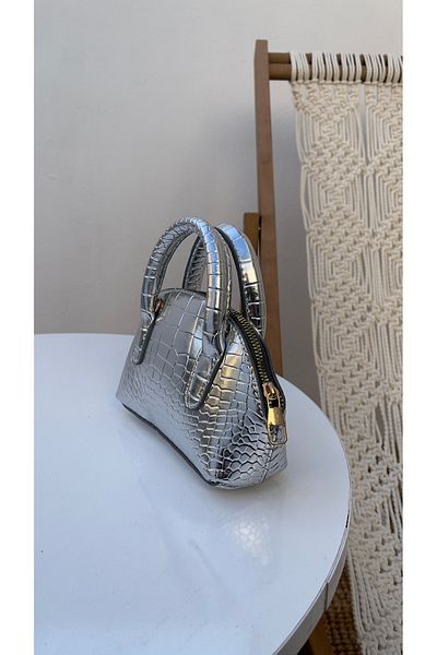 Hanwomen Noir Lame Women's Hand and Strap Bag