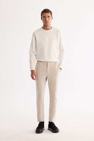 Avva Ανδρικό μπεζ Slim Fit Παντελόνι από τεχνικό ύφασμα που δεν ρυτίζει και στεγνώνει γρήγορα με ελαστική μέση A42y3065