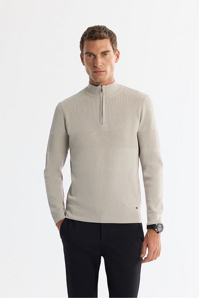 Avva Men's Light Gray Zippered Stand Collar Front Texture Detailed Knitwear Sweater A42Y5031