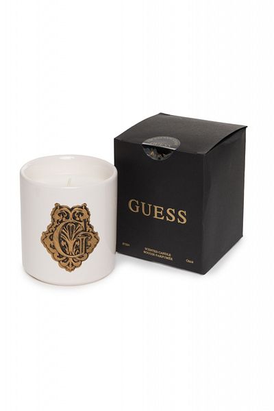 Guess Guess XCGBAR scented candle 590 g