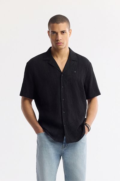 Avva Men's Black Comfort Fit Apaj Collar Jacquard Short Sleeve Shirt A51Y2086