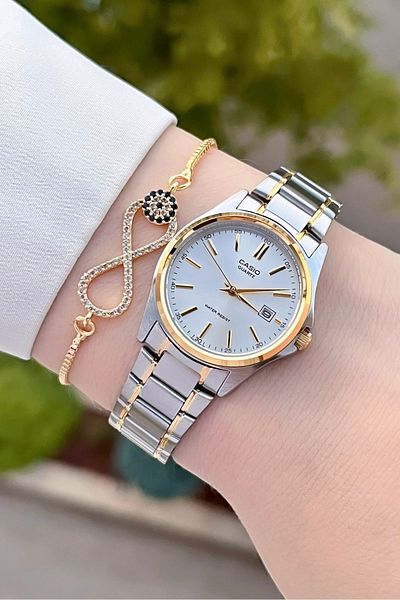 Casio Gold Metallic Color Women's Wristwatch with 24 Months Warranty