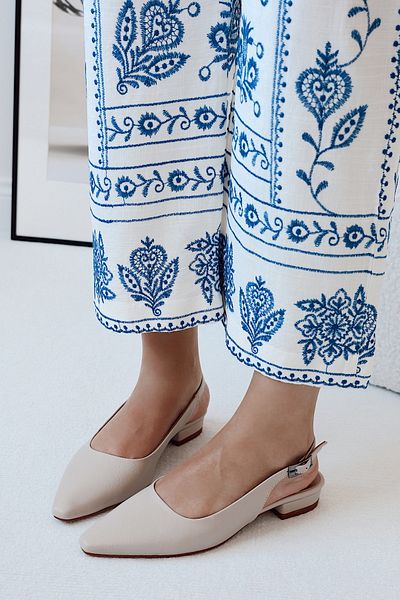 POLKA STORE Smart Matte Leather Pointed Toe Short Block Heeled Women's Shoes