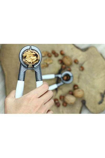 STOREMAX Ezg Home Plastic Handle Large Size Cast Walnut Cracker, Durable for Hazelnuts and Walnuts D
