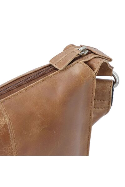 VOI Kožená taška cez rameno City Cowboy Insa 28,5 cm