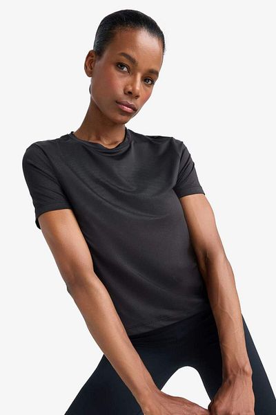 DeFacto New Season Defactofit Standard Fit Crew Neck Athlete Basic Plain Short Sleeve T-Shirt