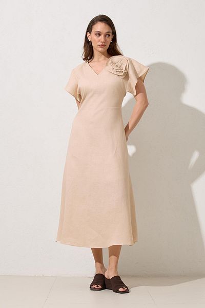 Setre Beige V-Neck Rose Detailed Full Mold Midi Length Linen Dress