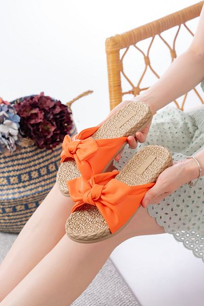 Slipcat Women's Ribbon Detailed Straw House Slippers Outdoor Slippers