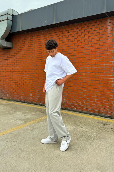Flaw Wear Gray Jogger Sweatpants with Waist Tie and Pocket Detail