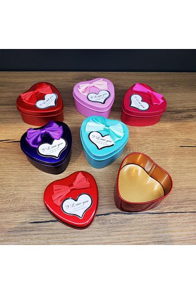 BulutRetail Metal Box with Heart