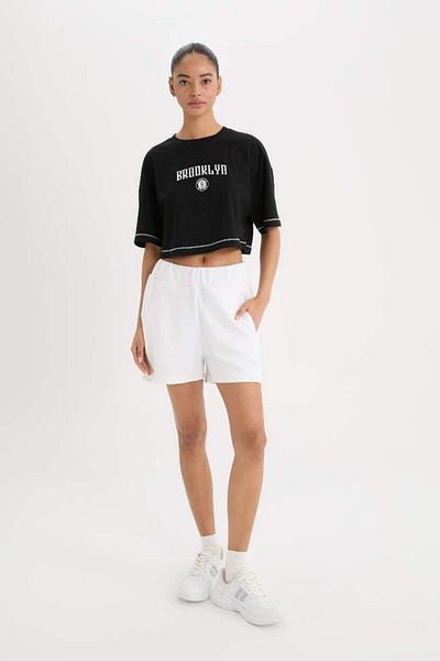 DeFacto New Season Defactofit Nba Brooklyn Nets Cropped Fit Crew Neck Short Sleeve T-Shirt