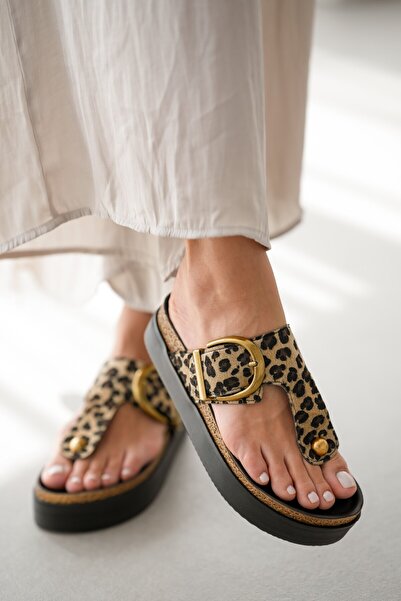 selin shoes Kevin Flip Flops Women's Slippers with Gold Buckle Detail - Leopard