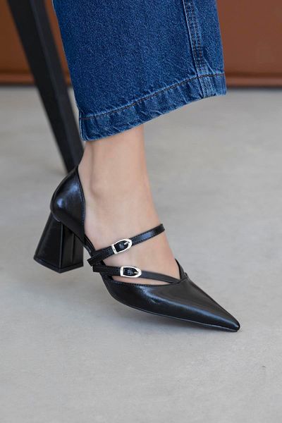 STRASWANS Stana Women's Wrinkled Leather Heeled Shoes Black