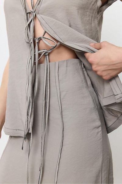 SHERIN Gray Stitching Detailed Midi Skirt