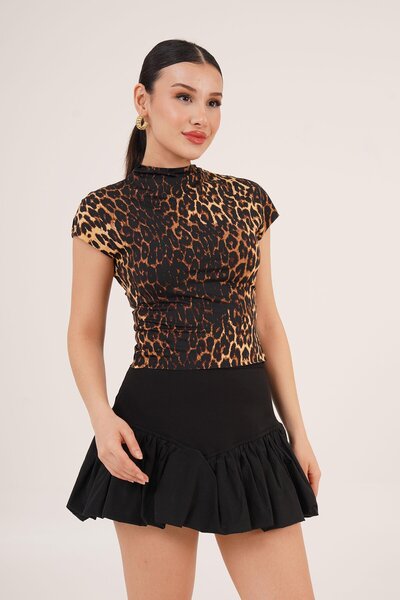 Hipo Trend Блузка з високим коміром і леопардовим принтом