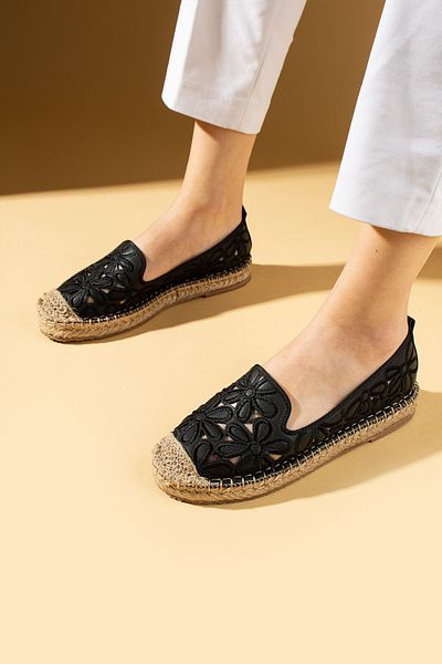 Pembe Potin Women's Espadrille Black Lightweight Comfortable Sole Stylish Casual Shoes