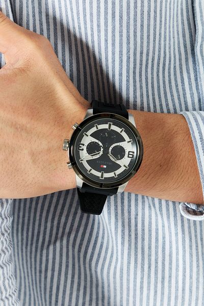 Tommy Hilfiger Men 1792074 Rubber Strap Watch, 50mm, Black