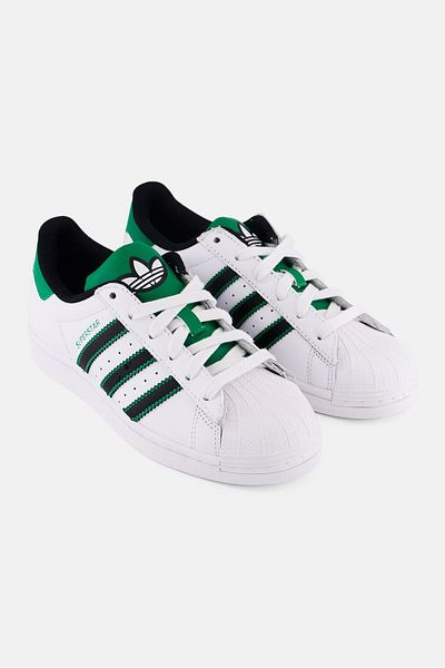 adidas حذاء سوبر ستار للأولاد للأنشطة الخارجية برباط، متعدد الألوان