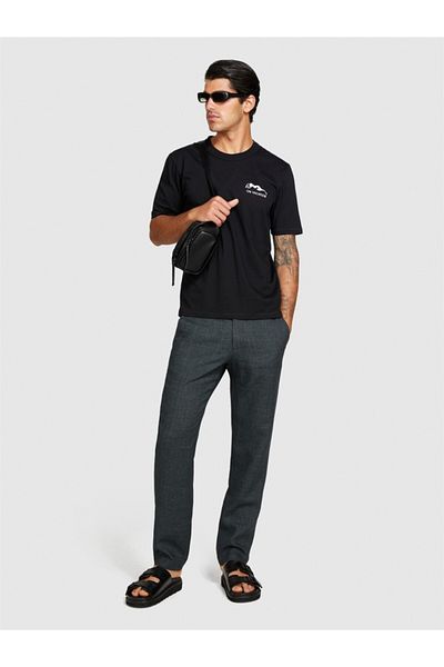 Sisley Мъжка тениска с кръгло деколте от 100% памук, черна, с щампа отпред - 324P3I1XS103J