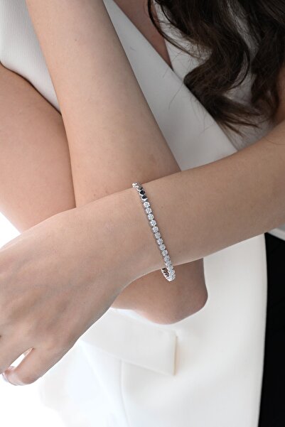 Söğütlü Silver Gümüş rodyumlu zirkon taşlı modern görünümlü çiçek zinciri bil...