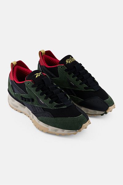 Reebok X Street Fighter Men Lx2200 Lace Up Running Shoes, Multicolor