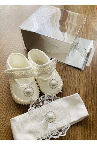 Leylek Baby Girl Pearl Booties