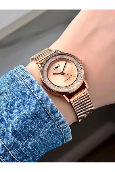 Q&Q Wicker Band Rose Color Women's Wristwatch