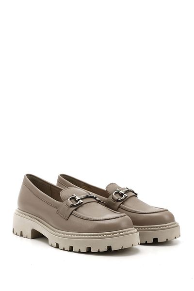 GÖNDERİ(R) Women / Girls Beige Thick Heeled Buckle Genuine Leather Loafer Shoes
